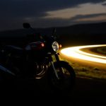 Guía completa sobre luz de baúl para moto